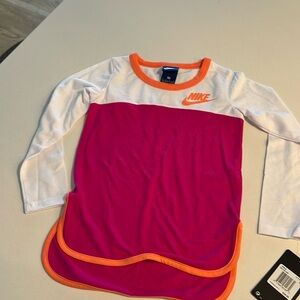 Nike long sleeve shirt size 5